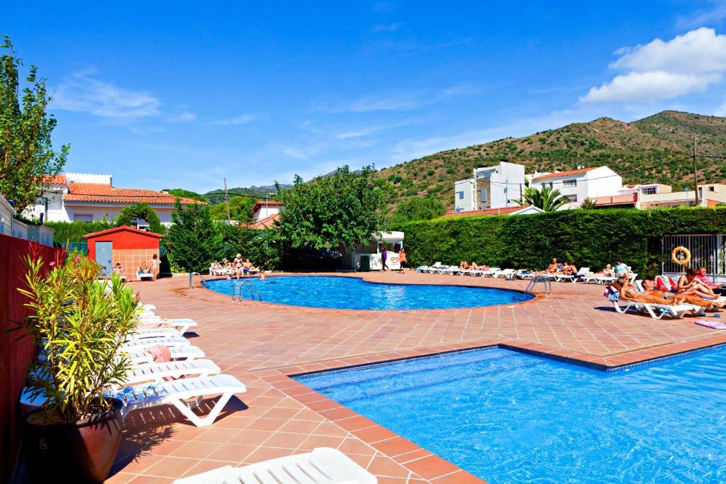 Camping Sant Miquel Hotel Colera Exterior foto